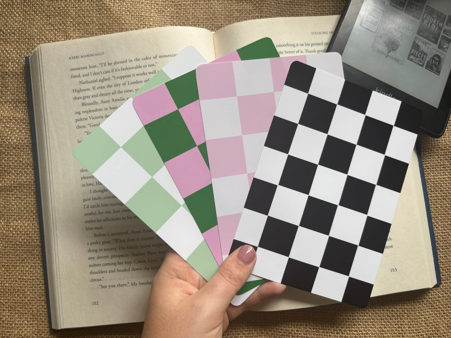 Checkerboard Kindle Insert Set