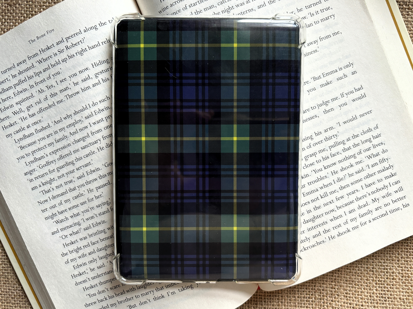 Tarten Plaid Kindle Case Insert Collection