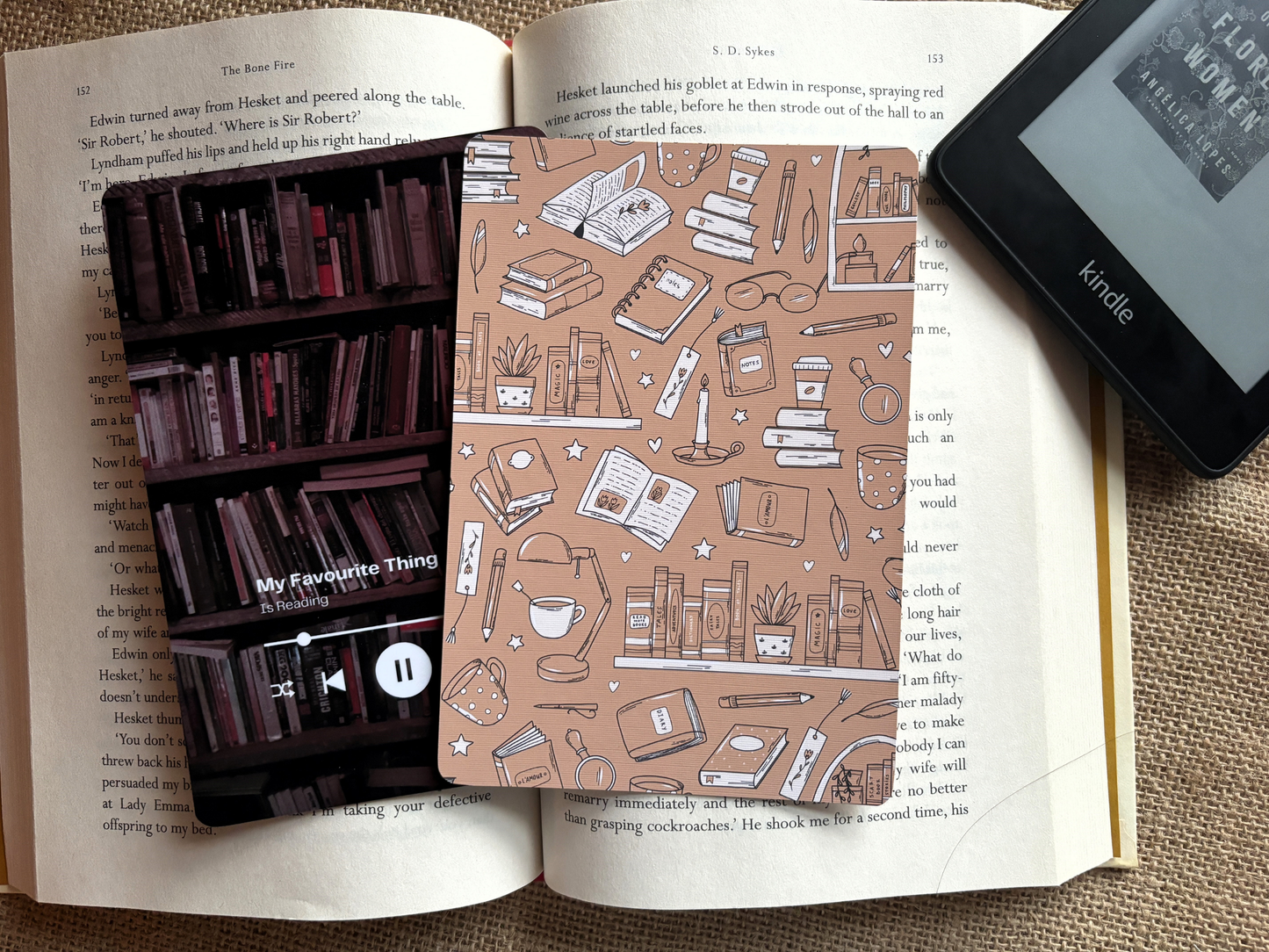 Bookish Kindle Case Insert