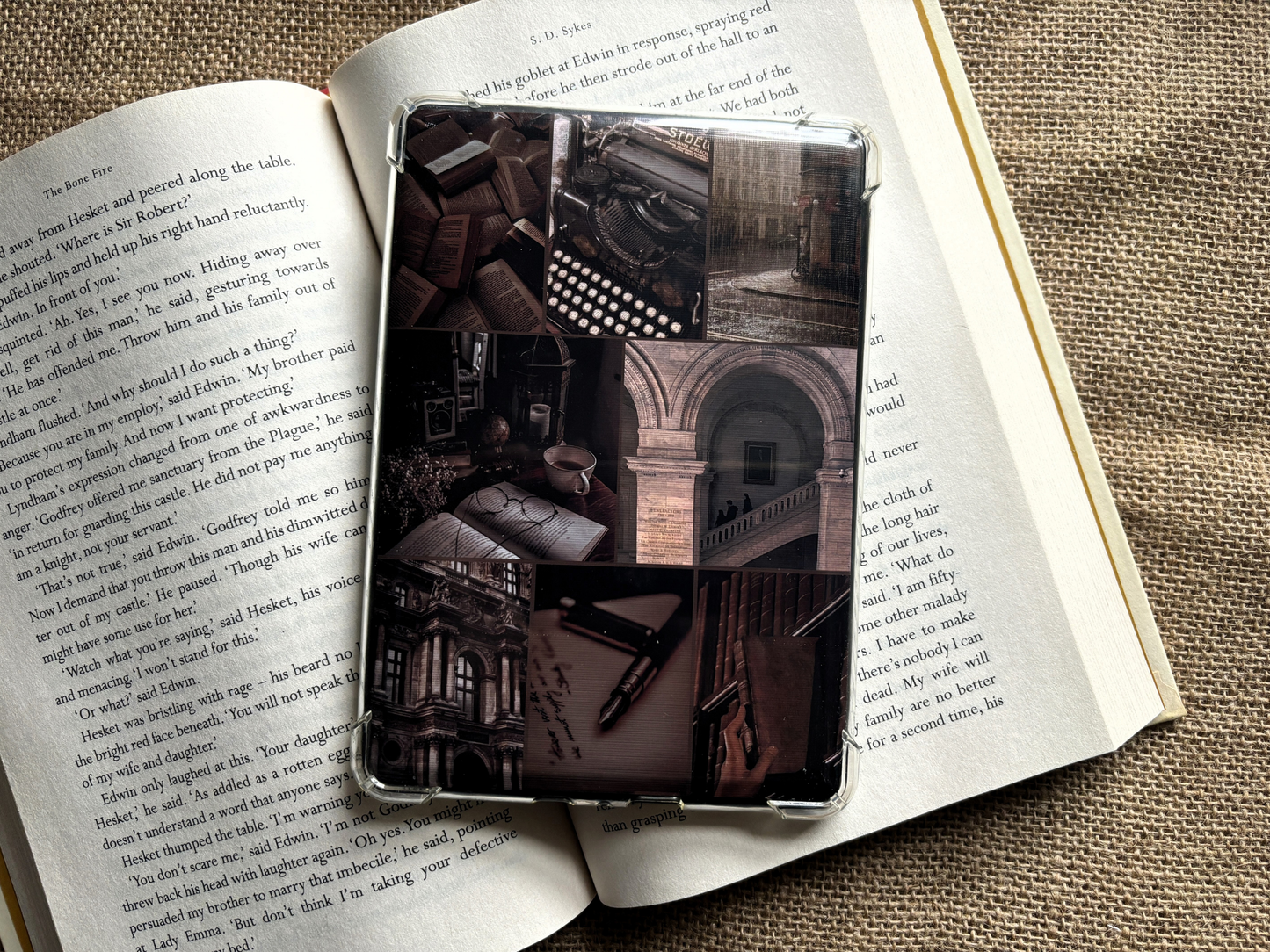 Dark and Light Academia Kindle Case Insert