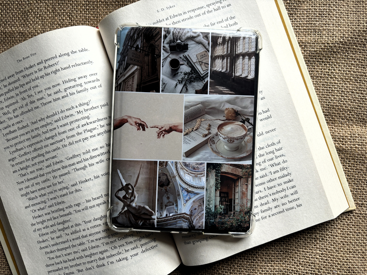 Dark and Light Academia Kindle Case Insert