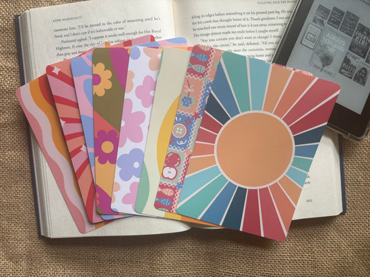 Retro Kindle Insert Set - 8 Groovy Aesthetic E-Reader Designs
